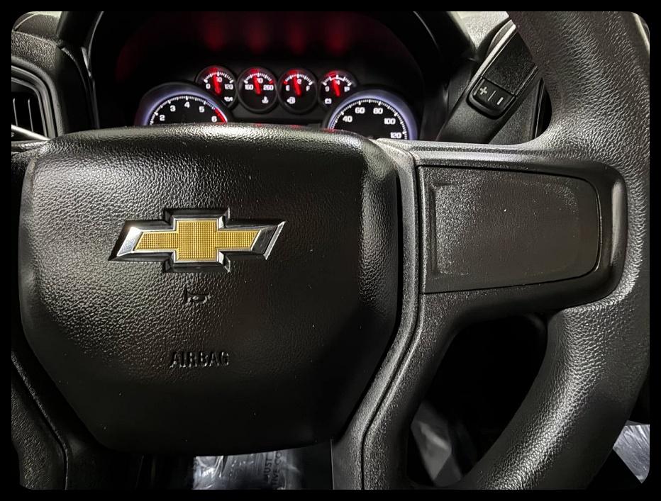 Chevrolet Silverado 1500  2021