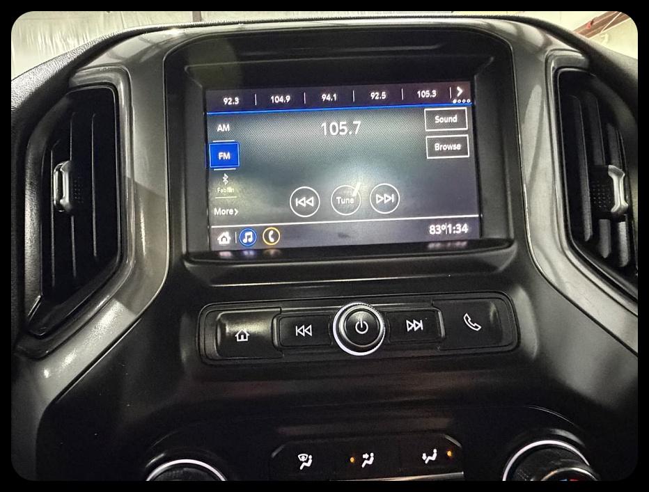 Chevrolet Silverado 1500  2021