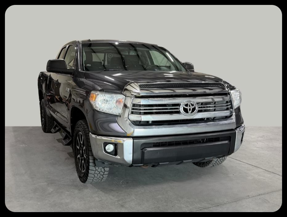 Toyota Tundra SR5 Double Cab 5.7L 4WD 2016