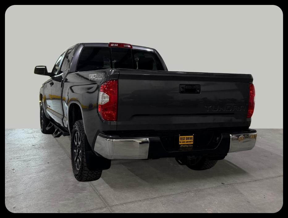 Toyota Tundra SR5 Double Cab 5.7L 4WD 2016