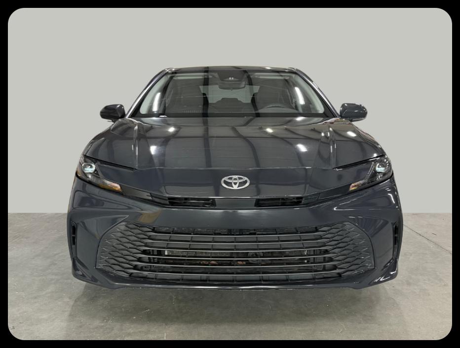 Toyota Camry Hybrid LE 2025