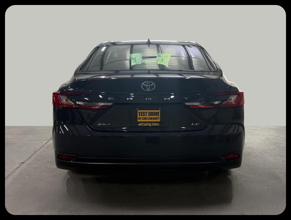 Toyota Camry Hybrid LE 2025