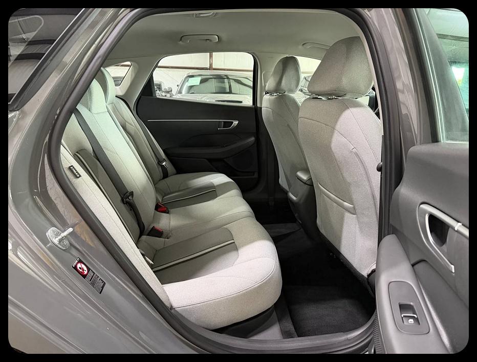 Hyundai Sonata SE 2022