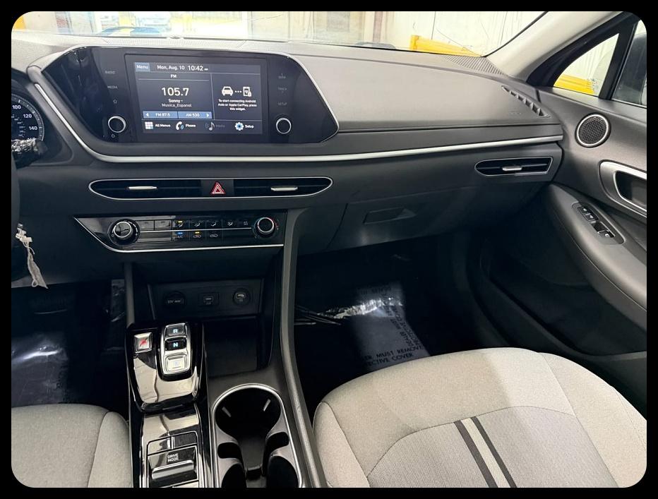 Hyundai Sonata SE 2022