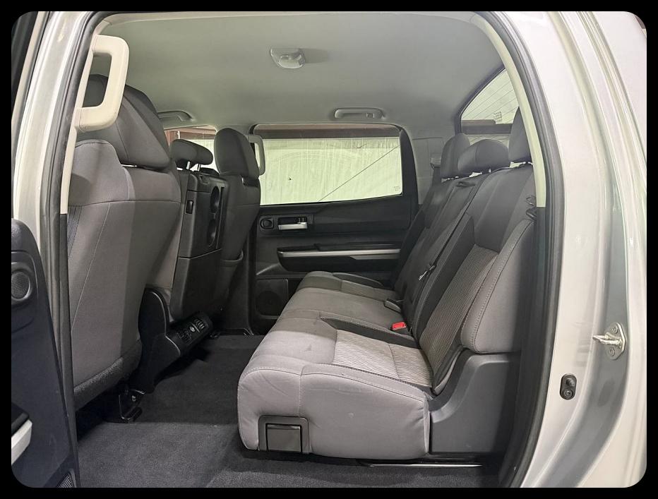 Toyota Tundra  2016
