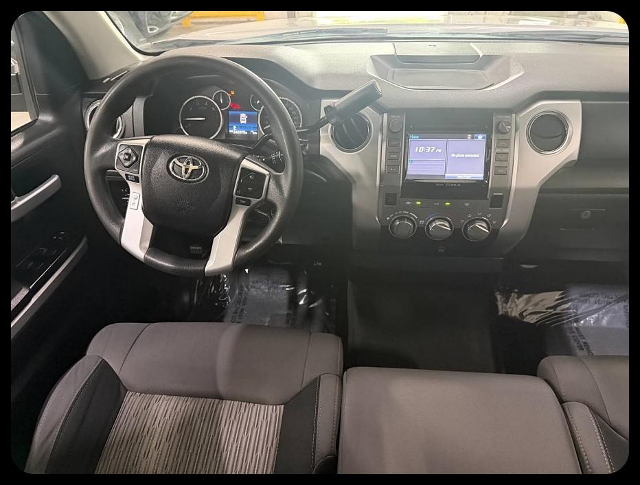Toyota Tundra  2016
