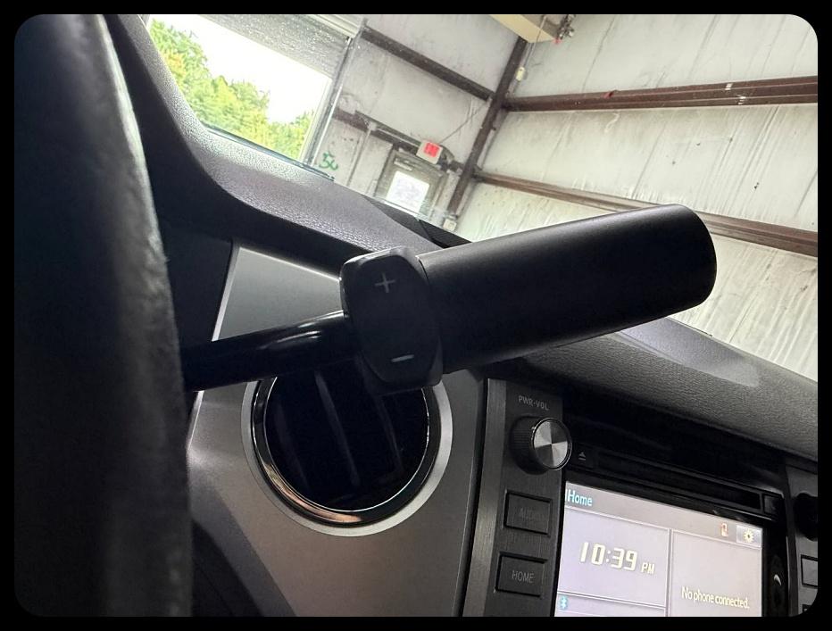 Toyota Tundra  2016