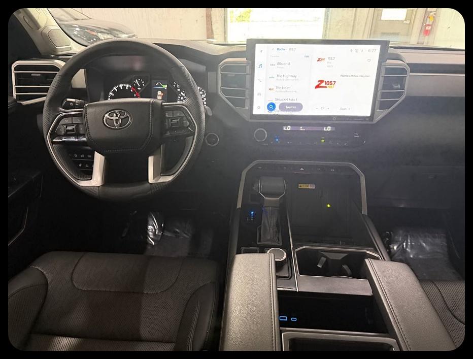 Toyota Tundra  2022