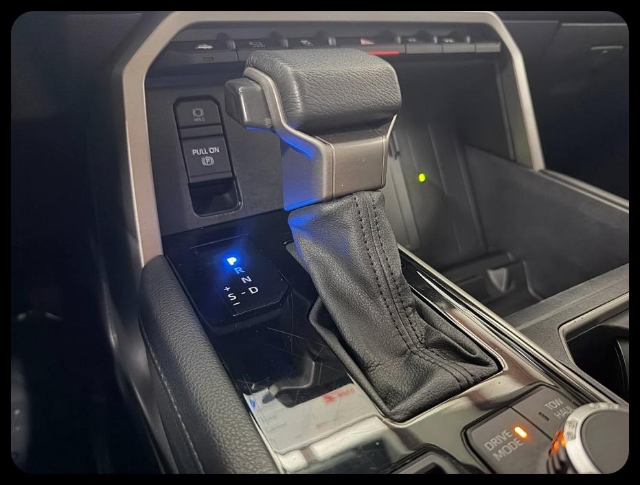Toyota Tundra  2022