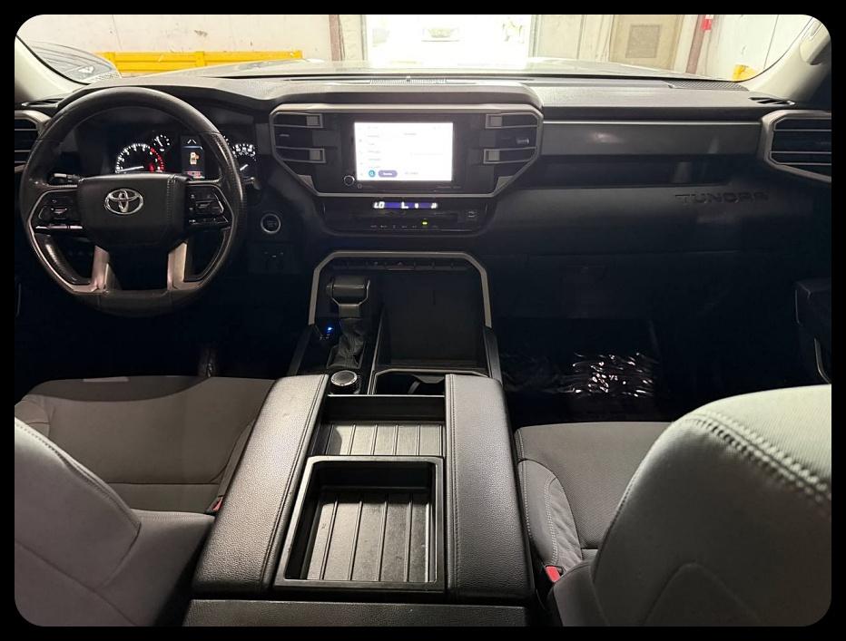 Toyota Tundra SR5 CrewMax 4WD 2022