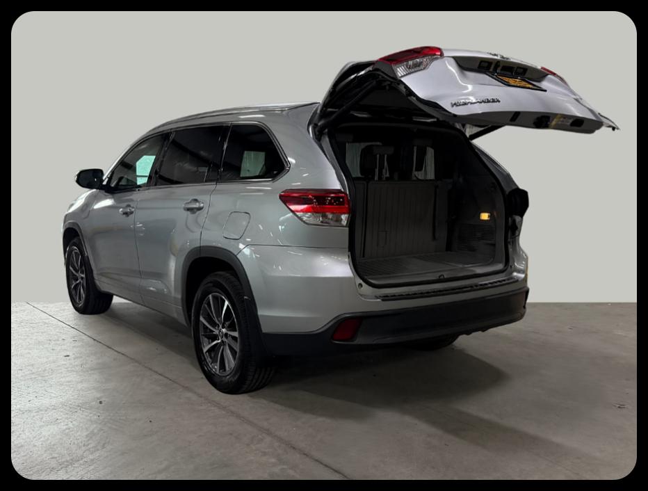 Toyota Highlander SE AWD V6 2018