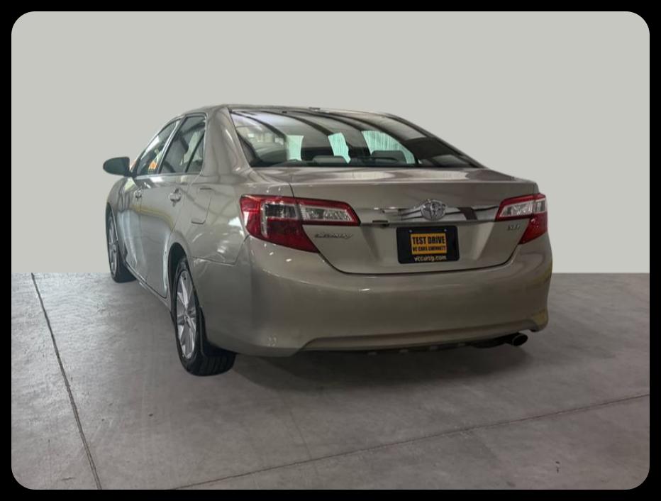 Toyota Camry XLE 2014