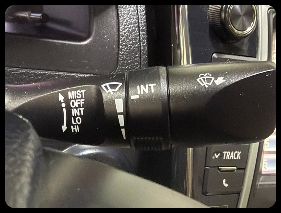 Toyota Camry Hybrid XLE 2013