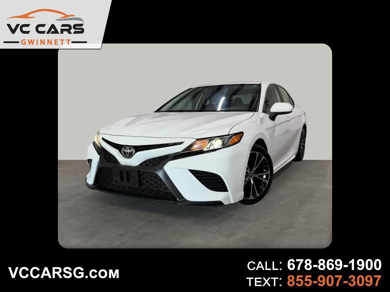 Toyota Camry SE 2020