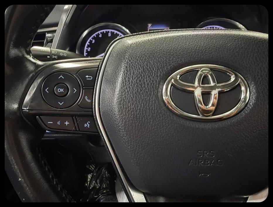 Toyota Camry SE 2020