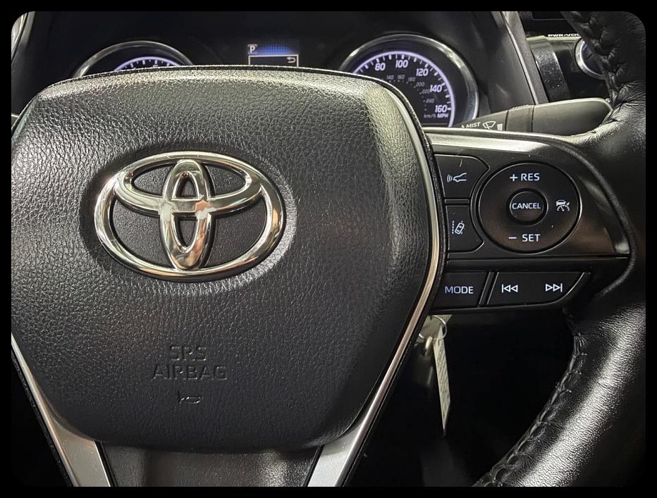 Toyota Camry SE 2020