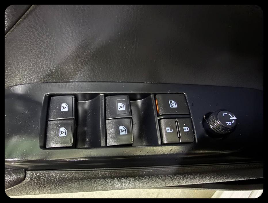 Toyota Camry SE 2020