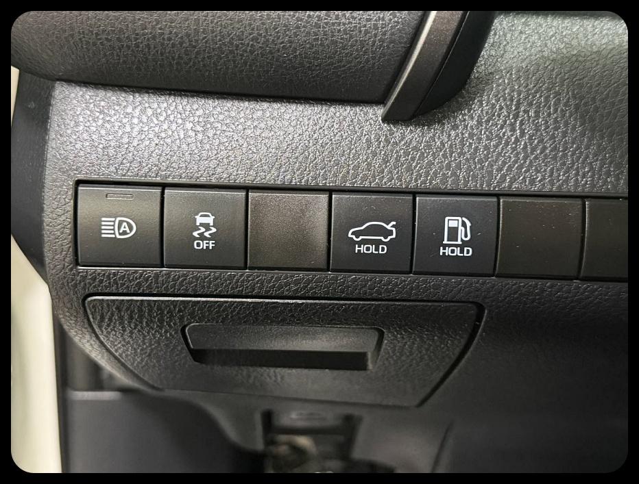 Toyota Camry SE 2020