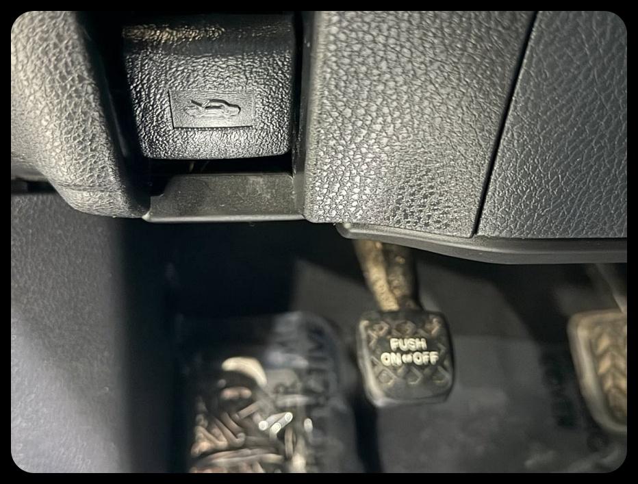 Toyota Camry SE 2020