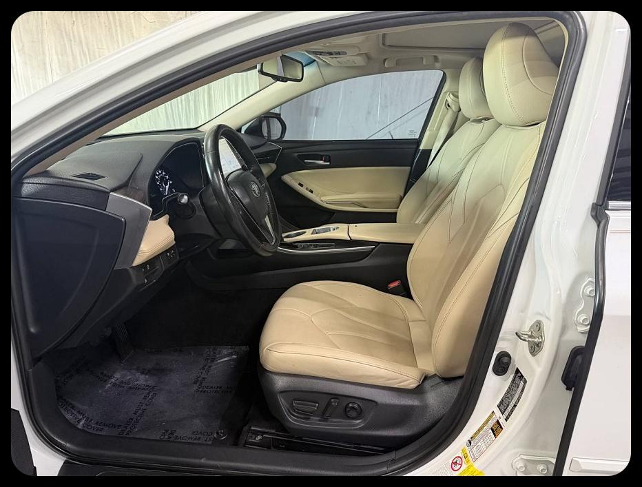 Toyota Avalon XLE 2019