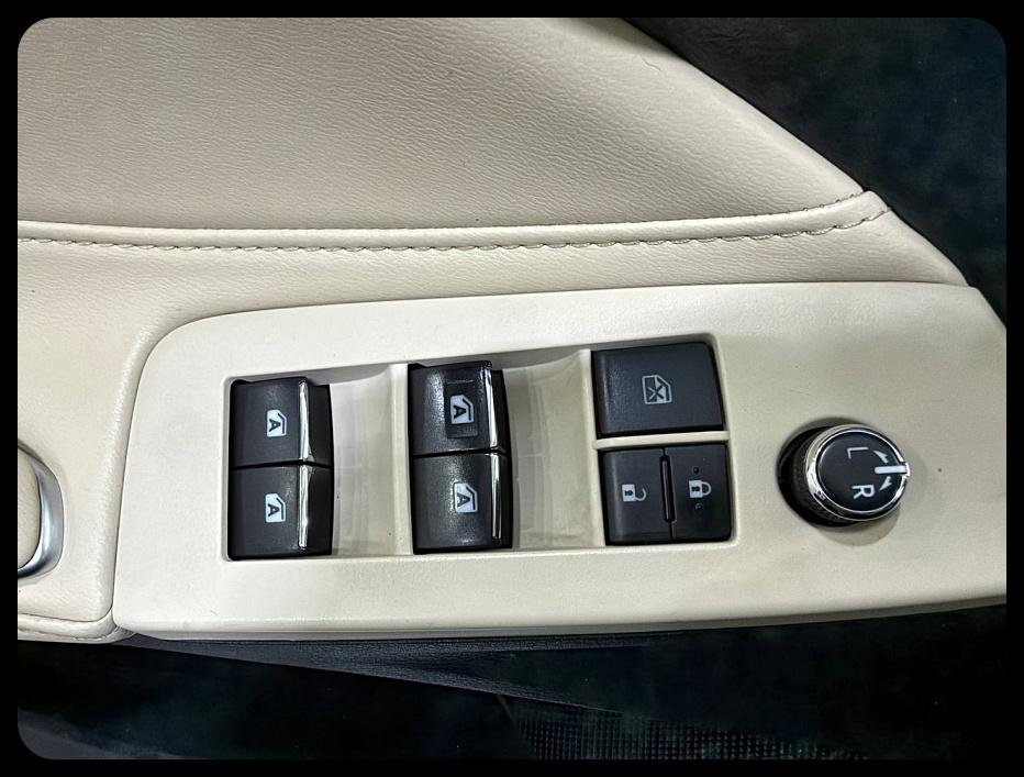 Toyota Avalon XLE 2019