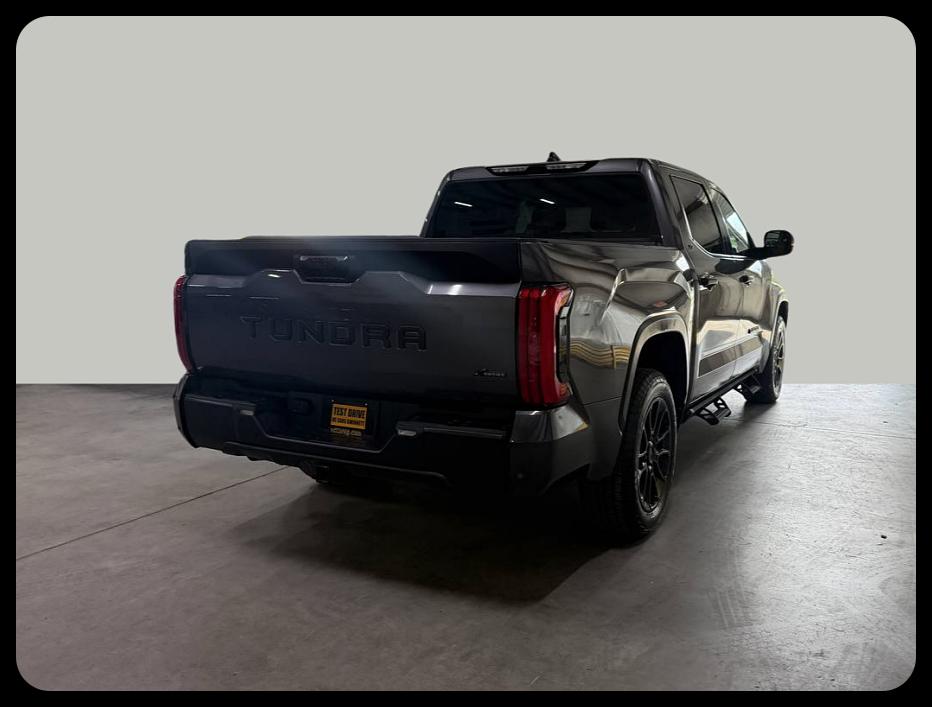 Toyota Tundra SR5 CrewMax 2WD 2022