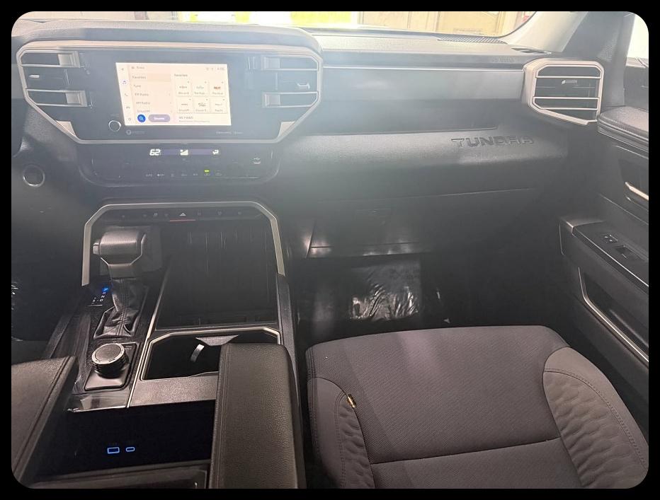 Toyota Tundra SR5 CrewMax 2WD 2022