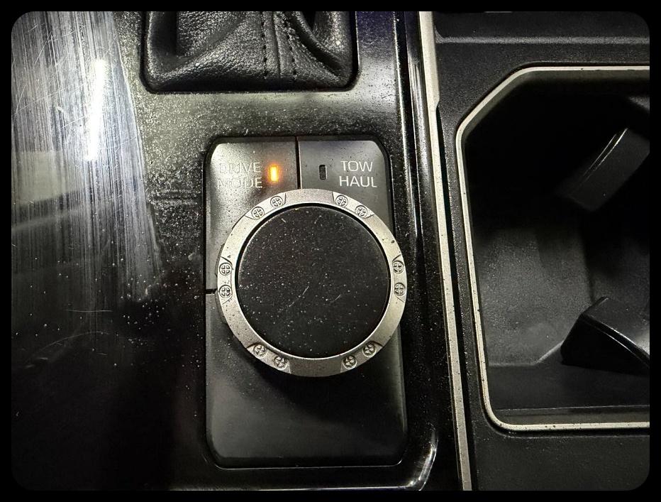Toyota Tundra SR5 CrewMax 2WD 2022