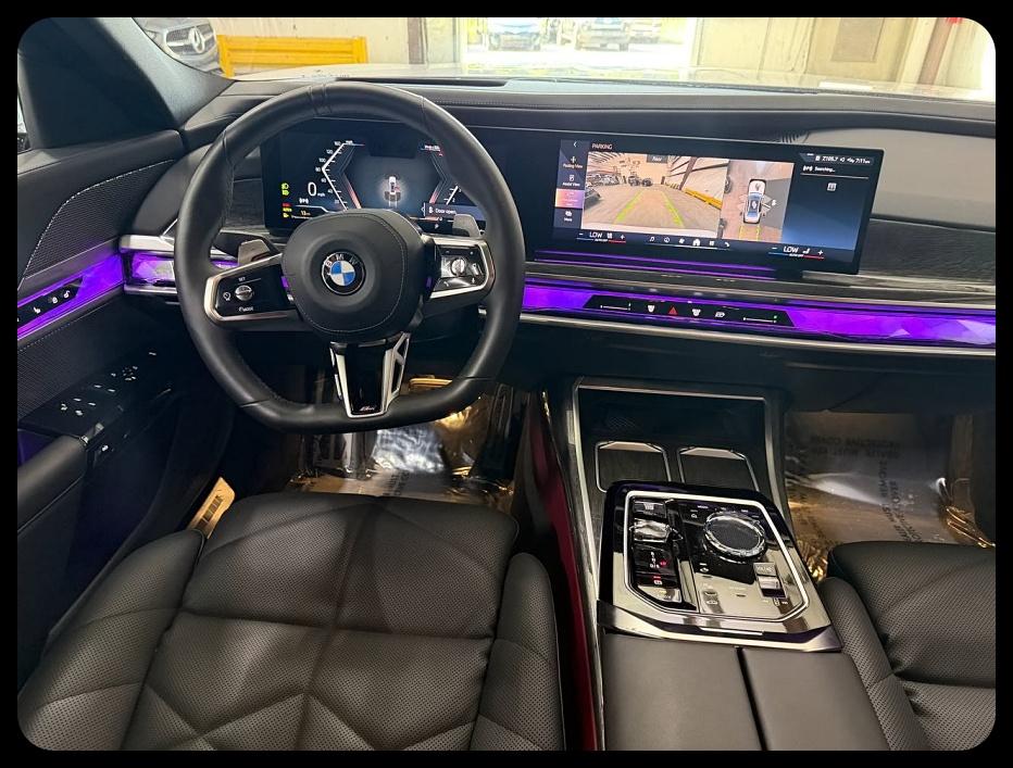 BMW 7-Series 740i 2023