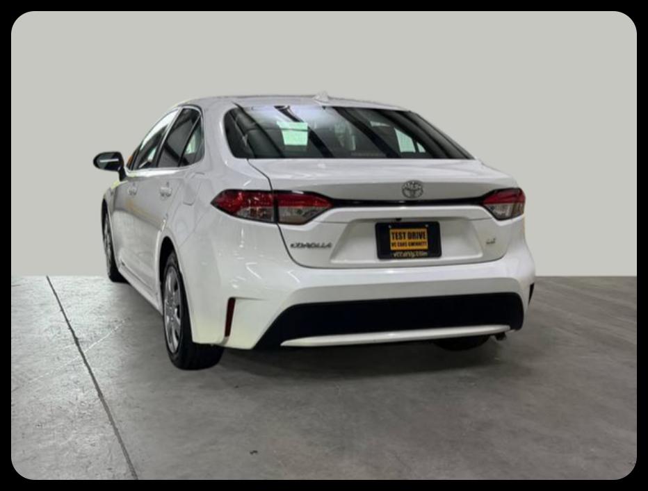 Toyota Corolla LE 2022