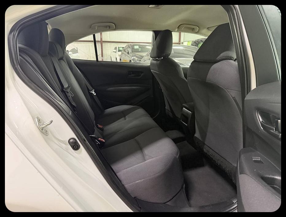 Toyota Corolla LE 2022