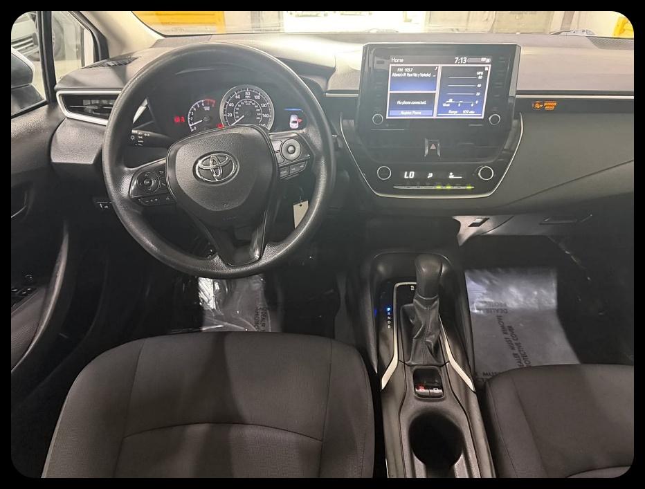Toyota Corolla LE 2022