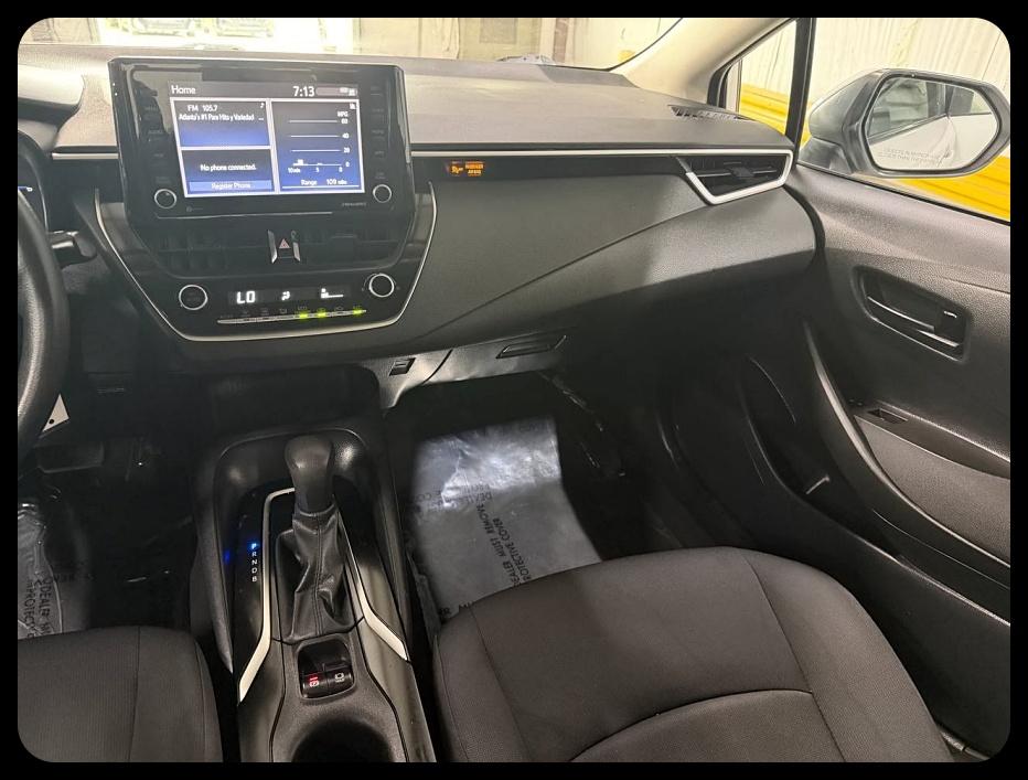 Toyota Corolla LE 2022