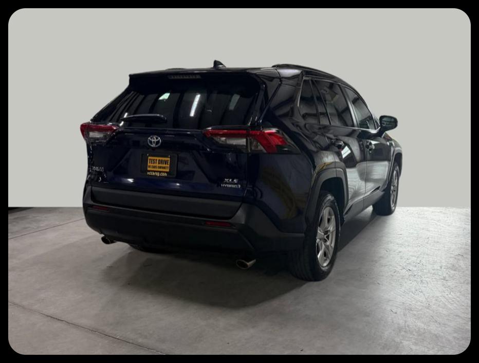 Toyota RAV4 Hybrid XLE 2020
