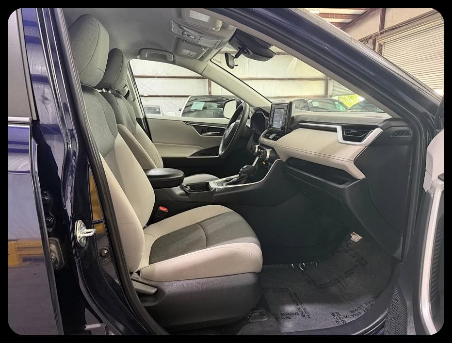 Toyota RAV4 Hybrid XLE 2020