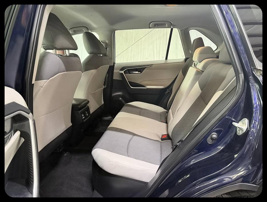 Toyota RAV4 Hybrid XLE 2020
