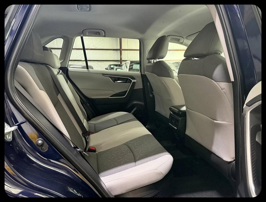 Toyota RAV4 Hybrid XLE 2020