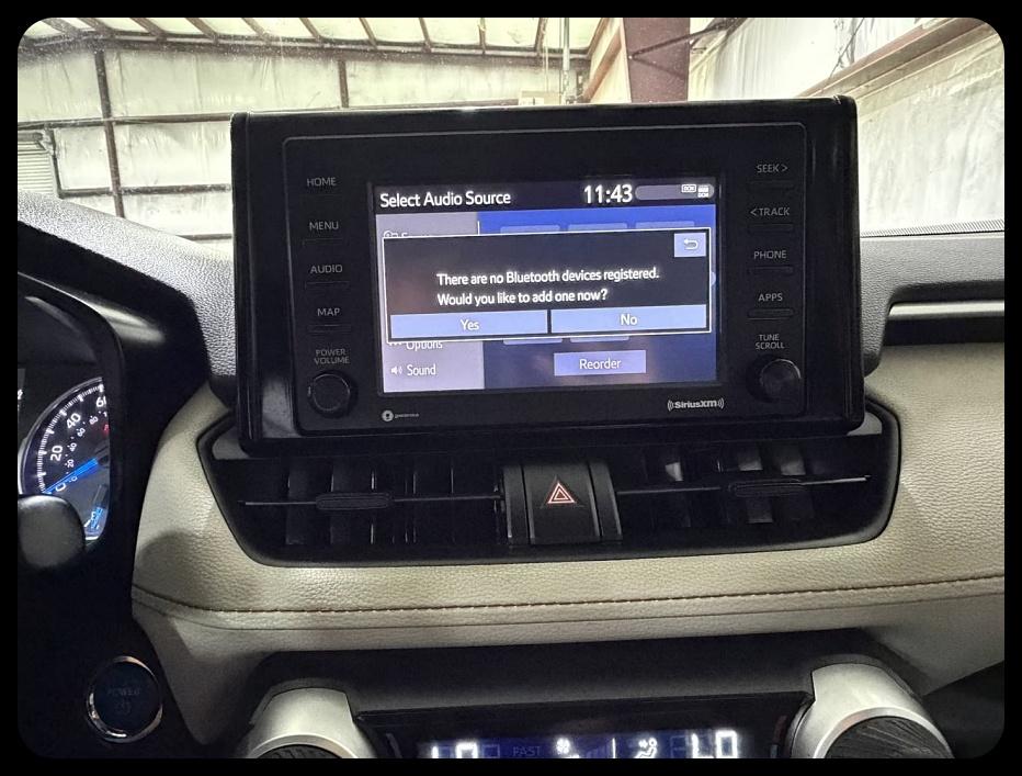 Toyota RAV4 Hybrid XLE 2020