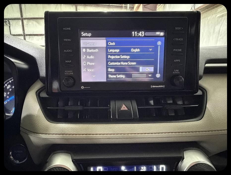 Toyota RAV4 Hybrid XLE 2020