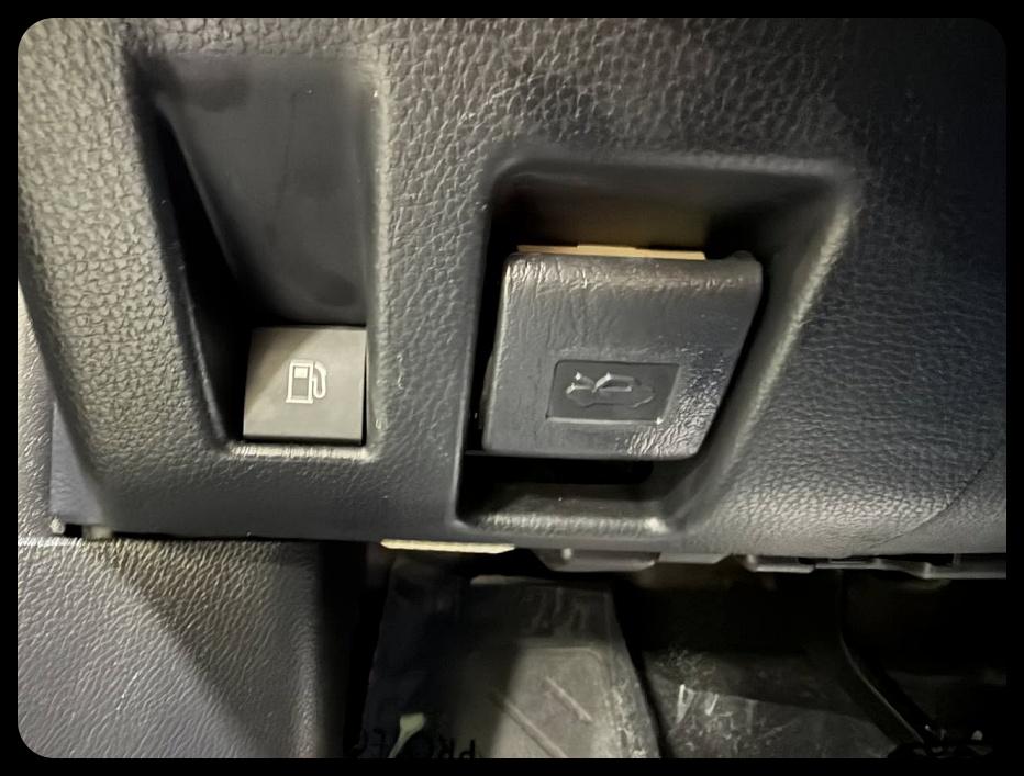 Toyota RAV4 Hybrid XLE 2020