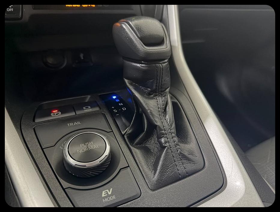 Toyota RAV4 Hybrid XLE 2020