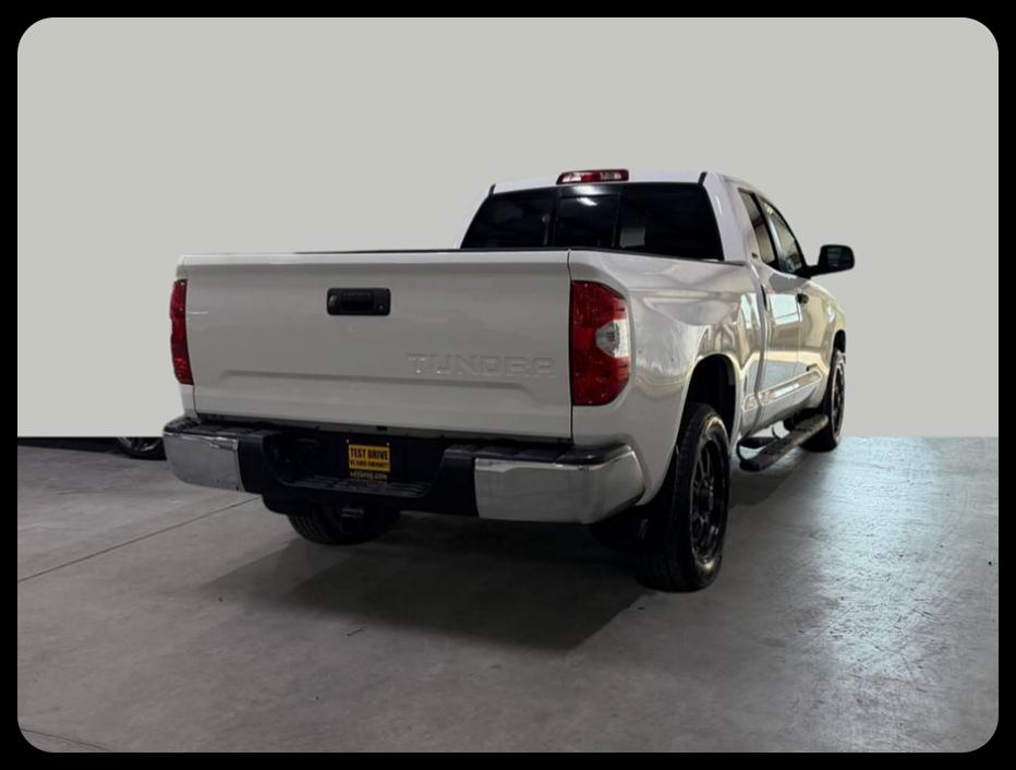 Toyota Tundra SR5 4.6L V8 Double Cab 2WD 2017