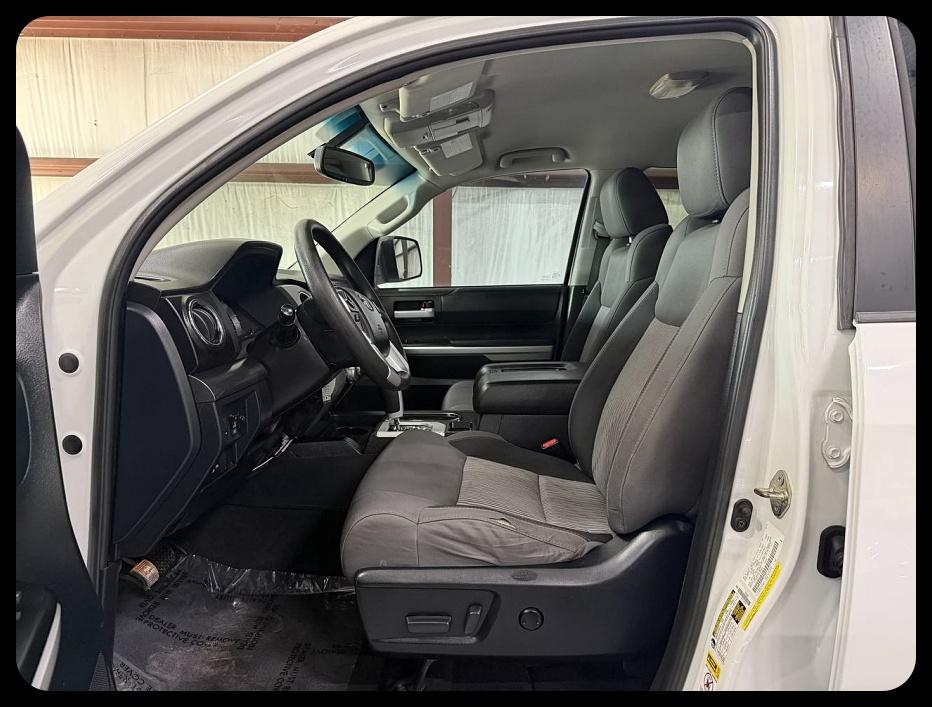 Toyota Tundra SR5 4.6L V8 Double Cab 2WD 2017