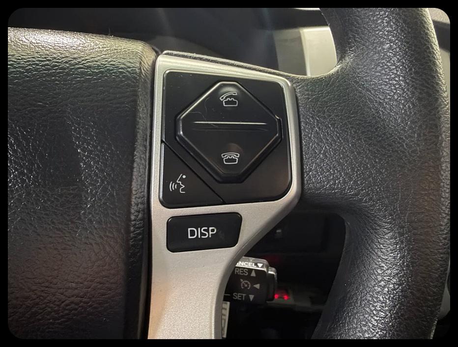 Toyota Tundra SR5 4.6L V8 Double Cab 2WD 2017