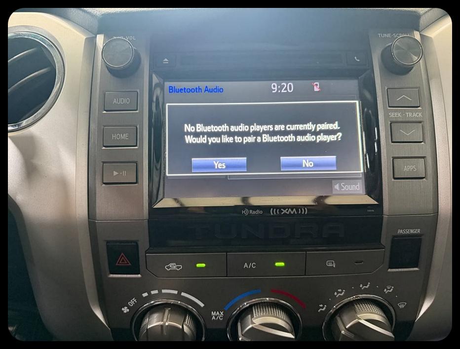 Toyota Tundra SR5 4.6L V8 Double Cab 2WD 2017