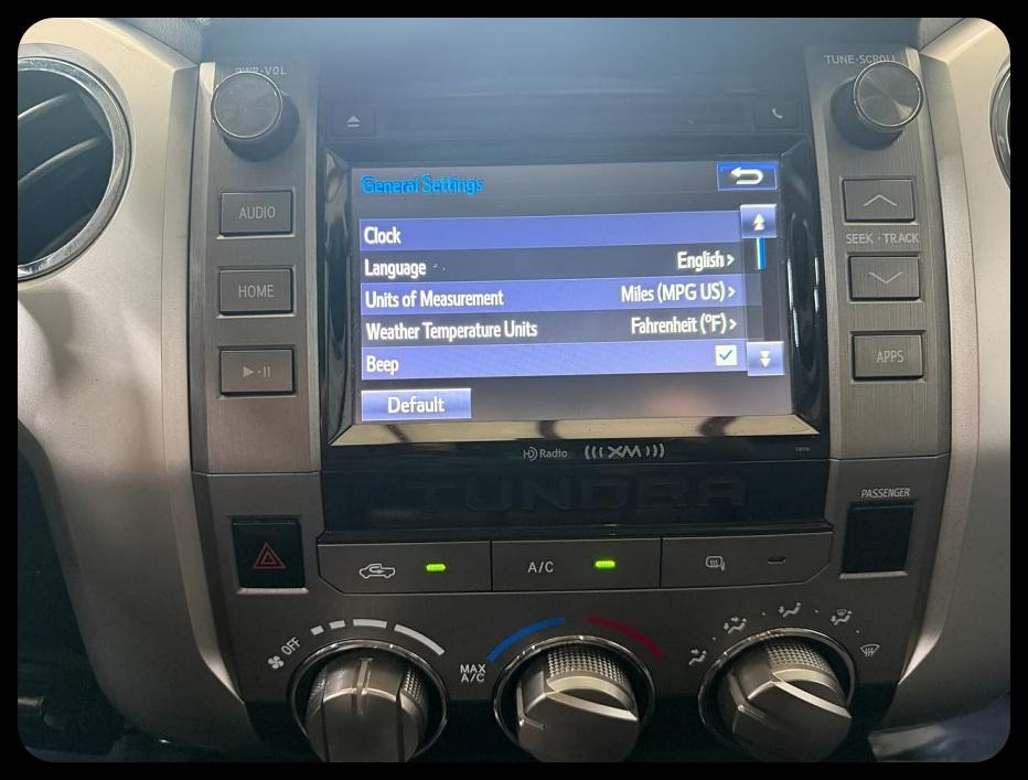 Toyota Tundra SR5 4.6L V8 Double Cab 2WD 2017