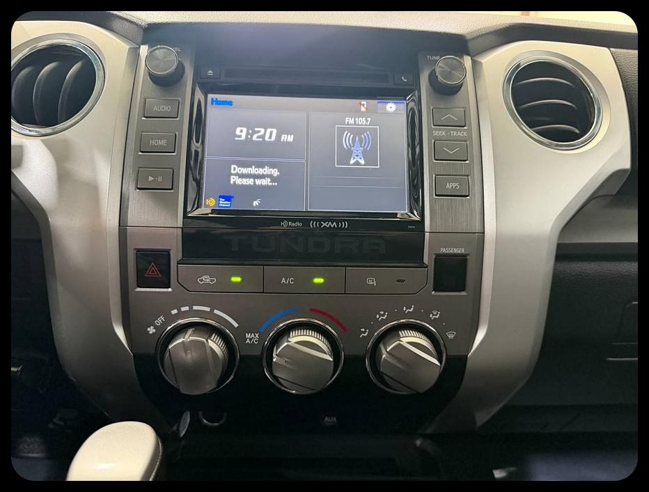 Toyota Tundra SR5 4.6L V8 Double Cab 2WD 2017