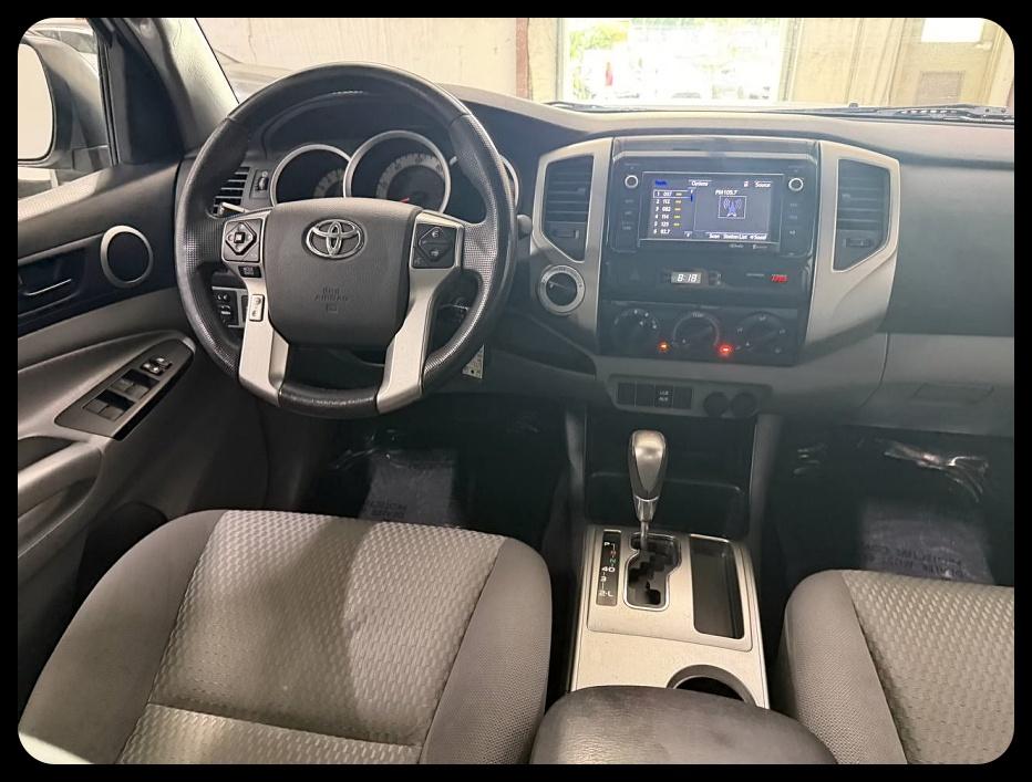 Toyota Tacoma  2014