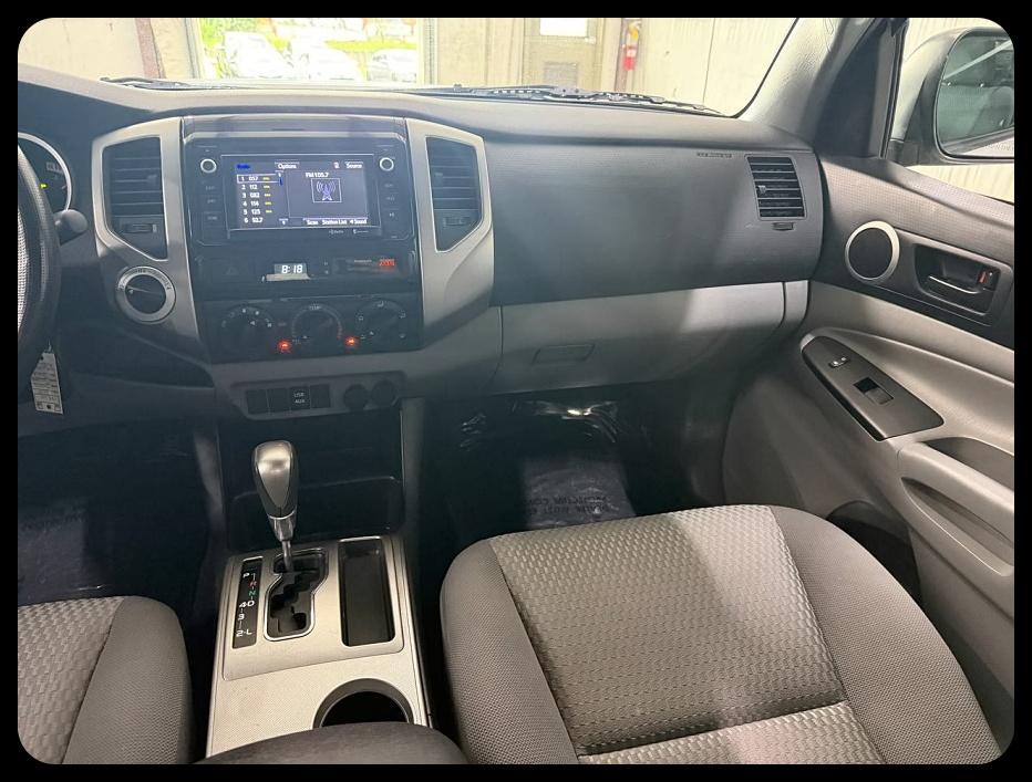 Toyota Tacoma  2014