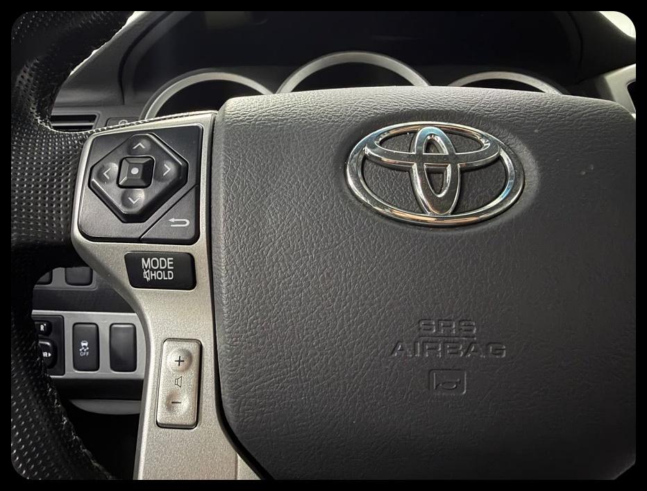 Toyota Tacoma  2014